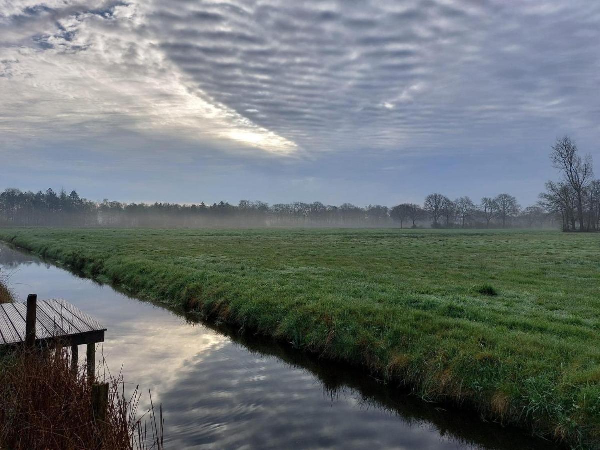 Pipowagens Bij Pannenkoekenrestaurant & Camping De Koppenjan 'Een Uniek Verblijf Met Kinderspeelboerderij' Jubbega-Schurega 外观 照片
