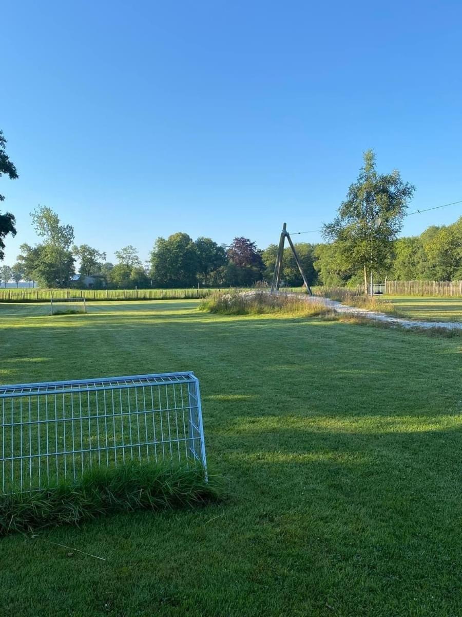 Pipowagens Bij Pannenkoekenrestaurant & Camping De Koppenjan 'Een Uniek Verblijf Met Kinderspeelboerderij' Jubbega-Schurega 外观 照片